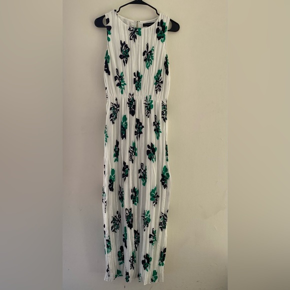 Banana Republic Dress - Picture 2 of 5